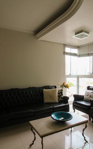 Apartamento à venda com 166m², 2 quartos e 2 vagas Apartamento à venda com 166m², 2 quartos e 2 vagasSala