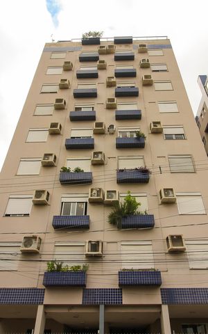 Apartamento à venda com 166m², 2 quartos e 2 vagas Apartamento à venda com 166m², 2 quartos e 2 vagasFachada