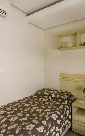 Apartamento à venda com 166m², 2 quartos e 2 vagas Apartamento à venda com 166m², 2 quartos e 2 vagasQuarto 1
