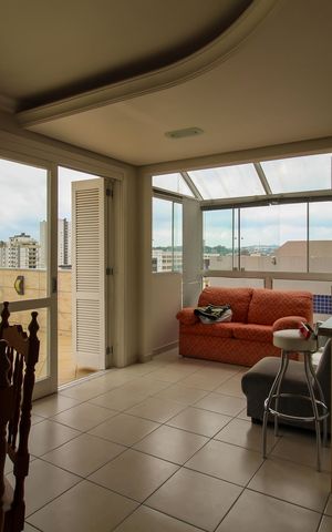 Apartamento à venda com 166m², 2 quartos e 2 vagas Apartamento à venda com 166m², 2 quartos e 2 vagasCobertura