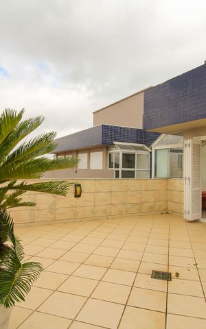 Apartamento à venda com 166m², 2 quartos e 2 vagas Apartamento à venda com 166m², 2 quartos e 2 vagasTerraço