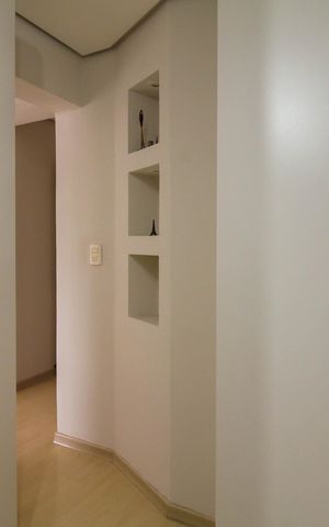 Apartamento à venda com 166m², 2 quartos e 2 vagas Apartamento à venda com 166m², 2 quartos e 2 vagasCloset da suíte