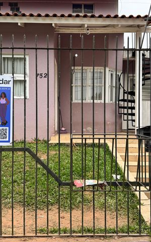 Apartamento à venda com 56m², 2 quartos e sem vaga Apartamento à venda com 56m², 2 quartos e sem vagaFachada + Placa