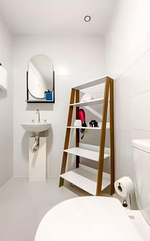 Apartamento à venda com 28m², 1 quarto e sem vaga Apartamento à venda com 28m², 1 quarto e sem vagaBanheiro