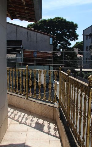 Casa à venda com 287m², 4 quartos e 2 vagasCasa 3 Varanda