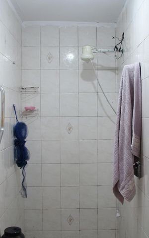 Casa à venda com 287m², 4 quartos e 2 vagasCasa 2 Banheiro