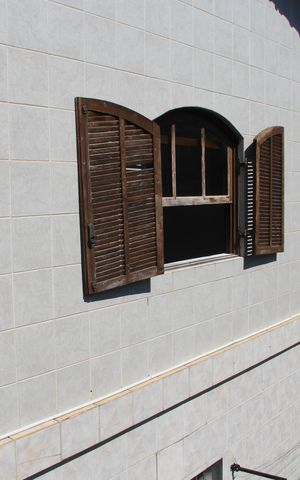 Casa à venda com 287m², 4 quartos e 2 vagasCasa 3 Varanda