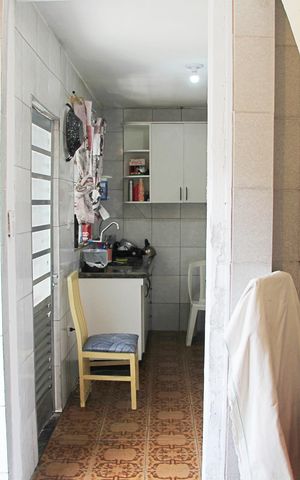 Casa à venda com 287m², 4 quartos e 2 vagasCasa 2 Cozinha