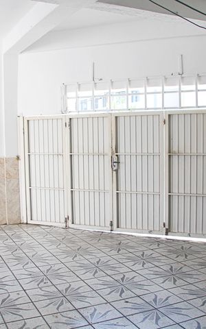 Casa à venda com 287m², 4 quartos e 2 vagasQuintal / Garagem