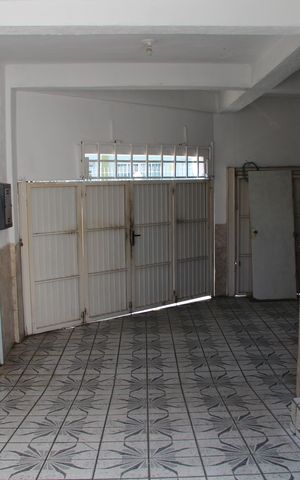 Casa à venda com 287m², 4 quartos e 2 vagasQuintal / Garagem