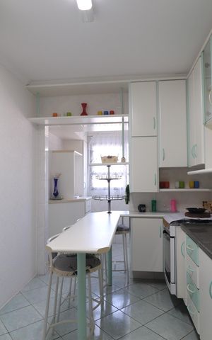 Apartamento à venda com 93m², 3 quartos e 2 vagasCozinha