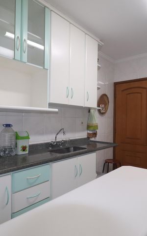 Apartamento à venda com 93m², 3 quartos e 2 vagasCozinha