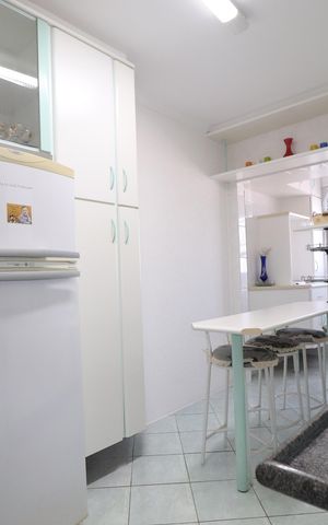 Apartamento à venda com 93m², 3 quartos e 2 vagasCozinha