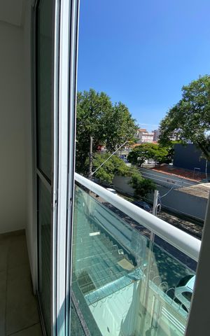 Casa à venda com 85m², 2 quartos e 2 vagas Casa à venda com 85m², 2 quartos e 2 vagasQuarto 1 Varanda