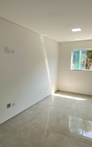 Casa à venda com 85m², 2 quartos e 2 vagas Casa à venda com 85m², 2 quartos e 2 vagasSala