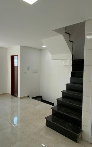 Casa à venda com 85m², 2 quartos e 2 vagas Casa à venda com 85m², 2 quartos e 2 vagasCozinha