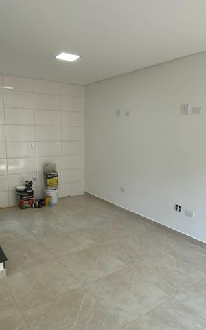 Casa à venda com 85m², 2 quartos e 2 vagas Casa à venda com 85m², 2 quartos e 2 vagasCozinha
