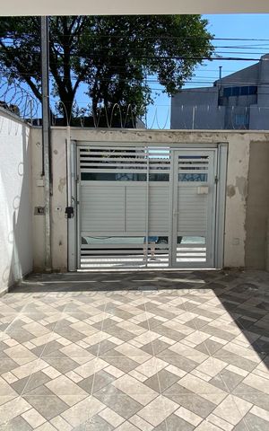 Casa à venda com 85m², 2 quartos e 2 vagas Casa à venda com 85m², 2 quartos e 2 vagasGaragem