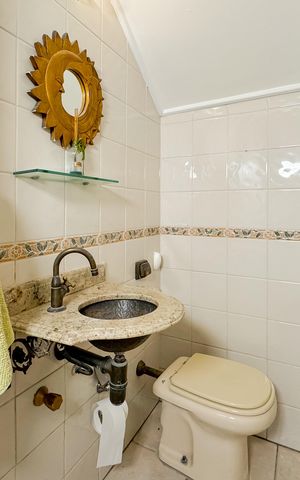 Casa para alugar com 170m², 3 quartos e 1 vaga Casa para alugar com 170m², 3 quartos e 1 vagaLavabo Sala