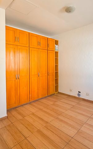 Casa para alugar com 170m², 3 quartos e 1 vaga Casa para alugar com 170m², 3 quartos e 1 vagaQuarto 1