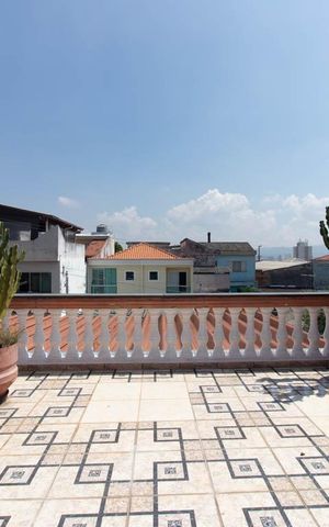 Casa à venda com 440m², 3 quartos e 5 vagas Casa à venda com 440m², 3 quartos e 5 vagasVaranda da Suíte