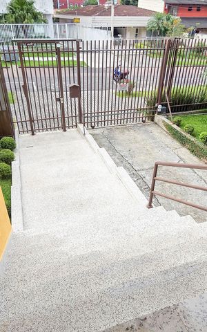 Casa de condomínio para alugar com 32m², 1 quarto e 1 vaga Casa de condomínio para alugar com 32m², 1 quarto e 1 vagaFachada e portaria