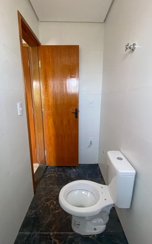 Casa para alugar com 130m², 2 quartos e 4 vagas Casa para alugar com 130m², 2 quartos e 4 vagasBanheiro da Suíte 2