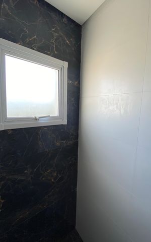 Casa para alugar com 130m², 2 quartos e 4 vagas Casa para alugar com 130m², 2 quartos e 4 vagasBanheiro da Suíte 2
