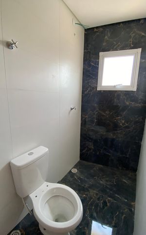 Casa para alugar com 130m², 2 quartos e 4 vagas Casa para alugar com 130m², 2 quartos e 4 vagasBanheiro da Suíte 2