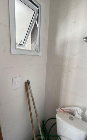 Casa para alugar com 130m², 2 quartos e 4 vagas Casa para alugar com 130m², 2 quartos e 4 vagasBanheiro da Área de Serviço