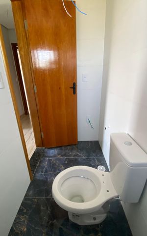 Casa para alugar com 130m², 2 quartos e 4 vagas Casa para alugar com 130m², 2 quartos e 4 vagasBanheiro da Suíte 1