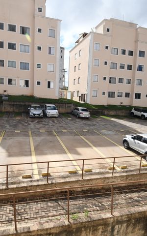 Apartamento à venda com 47m², 2 quartos e 1 vagaÁrea de Serviço - Vista