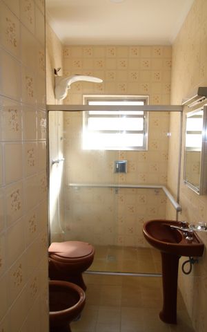 Casa à venda com 163m², 3 quartos e 5 vagasBanheiro Social
