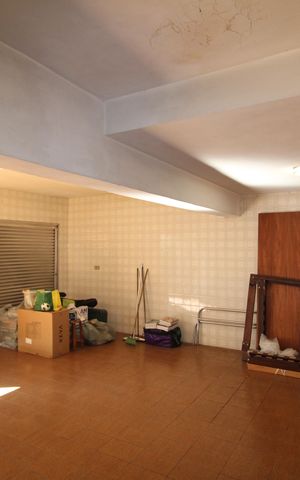 Casa à venda com 163m², 3 quartos e 5 vagasGaragem