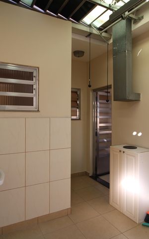 Casa à venda com 163m², 3 quartos e 5 vagasÁrea de Serviço