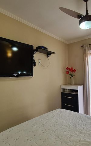 Casa à venda com 250m², 3 quartos e 2 vagas Casa à venda com 250m², 3 quartos e 2 vagasSuite