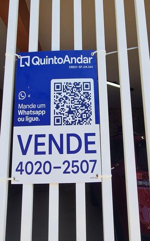 Casa à venda com 250m², 3 quartos e 2 vagas Casa à venda com 250m², 3 quartos e 2 vagasplaquinha