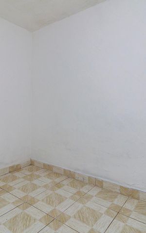 Casa para alugar com 20m², 1 quarto e sem vaga Casa para alugar com 20m², 1 quarto e sem vagaQuarto