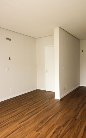 Casa de condomínio à venda com 209m², 3 quartos e 2 vagas Casa de condomínio à venda com 209m², 3 quartos e 2 vagasSuíte 1