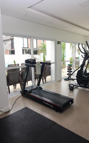 Casa de condomínio à venda com 209m², 3 quartos e 2 vagas Casa de condomínio à venda com 209m², 3 quartos e 2 vagasÁrea comum - Academia