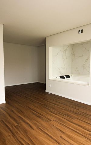 Casa de condomínio à venda com 209m², 3 quartos e 2 vagas Casa de condomínio à venda com 209m², 3 quartos e 2 vagasSuíte 1