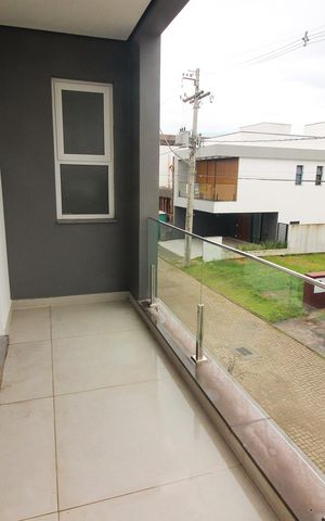 Casa de condomínio à venda com 209m², 3 quartos e 2 vagas Casa de condomínio à venda com 209m², 3 quartos e 2 vagasSacada da Suíte 1