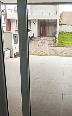 Casa de condomínio à venda com 209m², 3 quartos e 2 vagas Casa de condomínio à venda com 209m², 3 quartos e 2 vagasVista da Sala