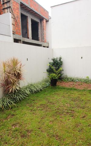 Casa de condomínio à venda com 209m², 3 quartos e 2 vagas Casa de condomínio à venda com 209m², 3 quartos e 2 vagasQuintal