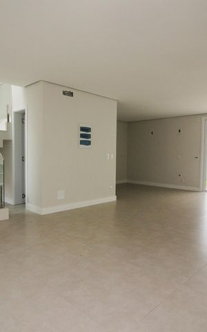 Casa de condomínio à venda com 209m², 3 quartos e 2 vagas Casa de condomínio à venda com 209m², 3 quartos e 2 vagasSala