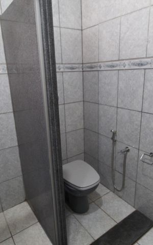 Casa para alugar com 290m², 4 quartos e 2 vagasBanheiro Social