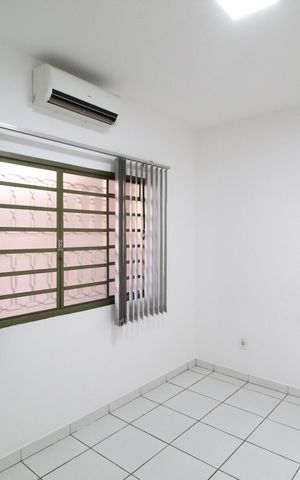 Casa para alugar com 290m², 4 quartos e 2 vagasQuarto 1