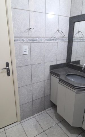 Casa para alugar com 290m², 4 quartos e 2 vagasBanheiro Social