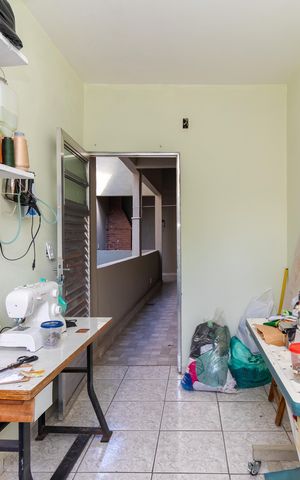 Casa à venda com 263m², 3 quartos e 2 vagasQuarto de Serviço