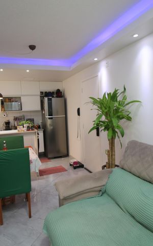 Apartamento à venda com 48m², 2 quartos e 1 vagaSala